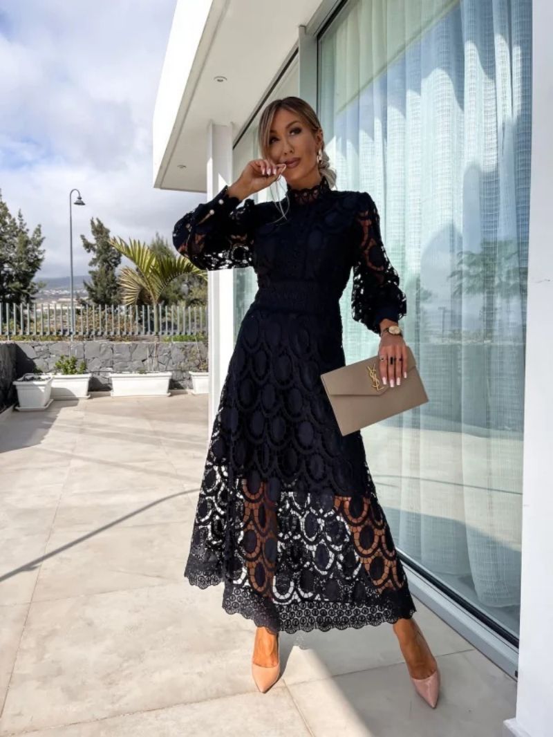 Anna – Abito Maxi con Dettagli in Pizzo
