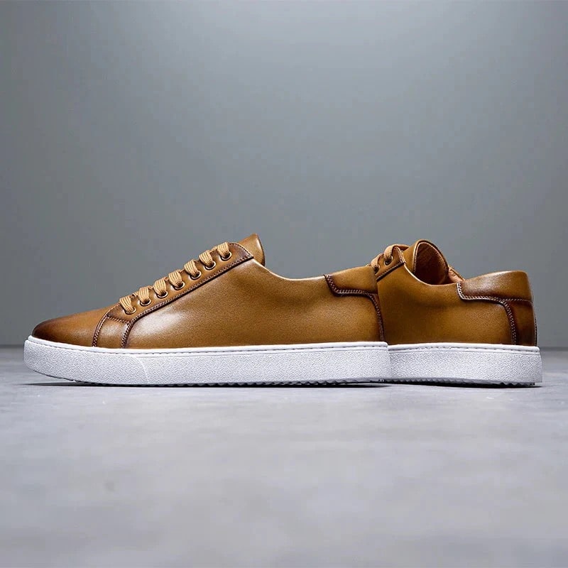 Enzo - Allenatore elegante in pelle